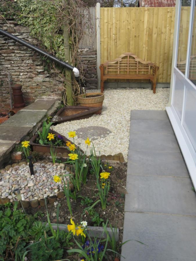 Little Orchard Apartment Yate Exterior photo